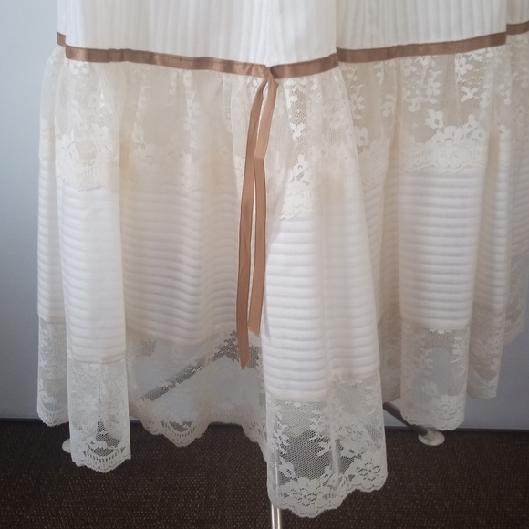 VNT 2pc Skirt Set (0228) - Picture 13 of 14